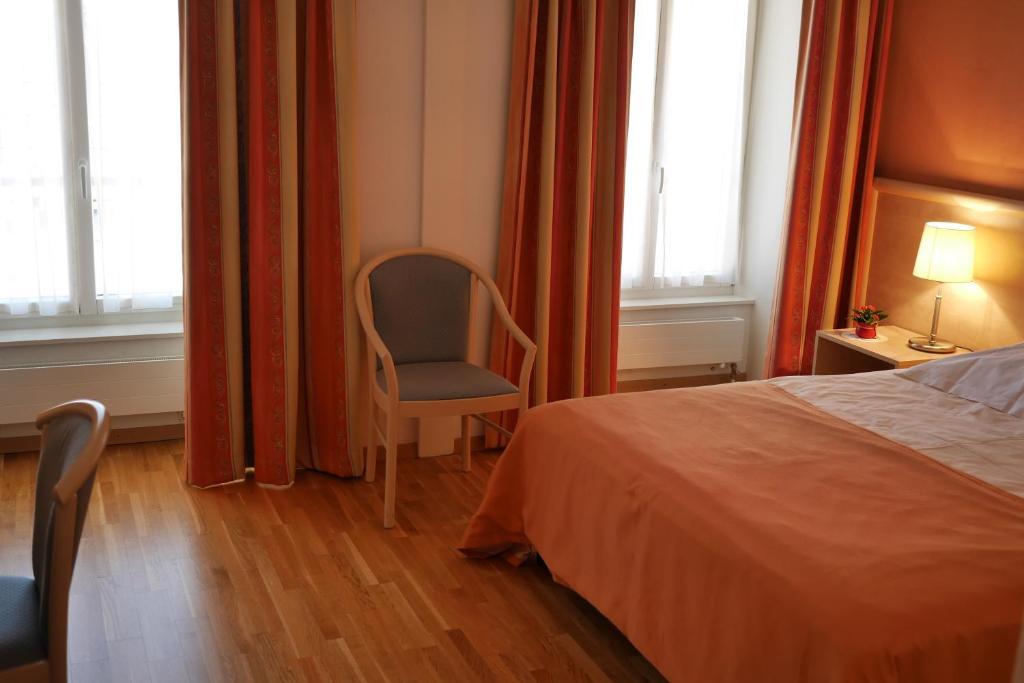 Auberge Aux Deux Sapins Montricher Habitación foto